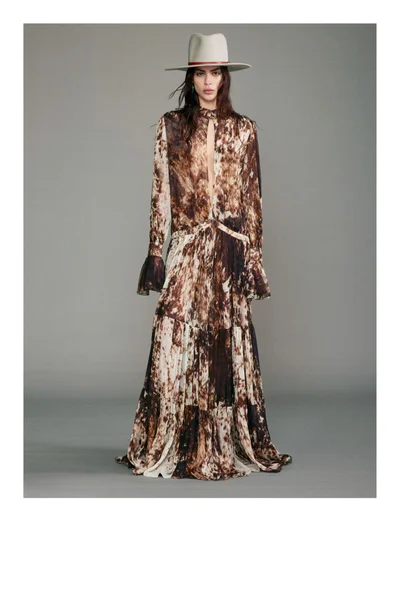 Look 3